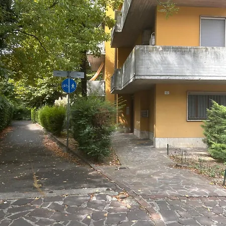 Design Loft - Quiet Near Policlinico Modena Center 摩德纳