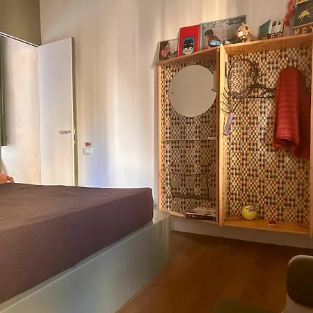 Daire Very Comfortable Loft Design Mid-century Center *