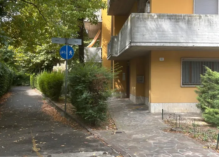 Very Comfortable Loft Design Mid-century Center Modena