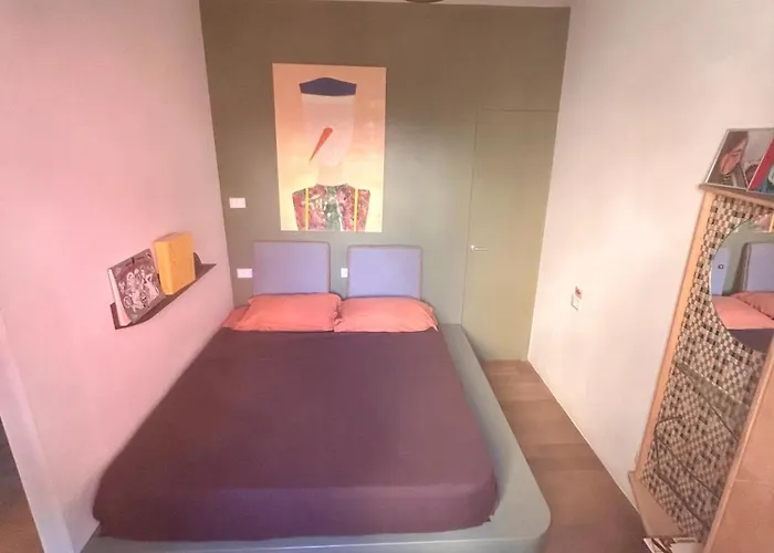 Very Comfortable Loft Design Mid-century Center Lägenhet Modena