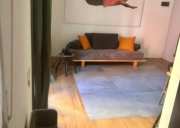 Lägenhet Very Comfortable Loft Design Mid-century Center *